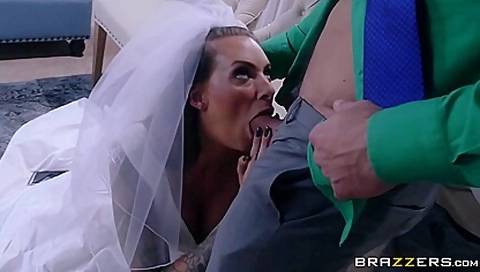 Juelz Ventura In Horny Bride Needs A Good Fuck