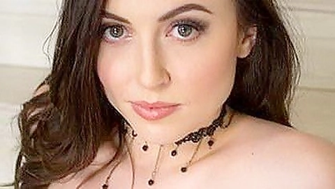 Introducing Nikkita Diamond With Nikki Diamond