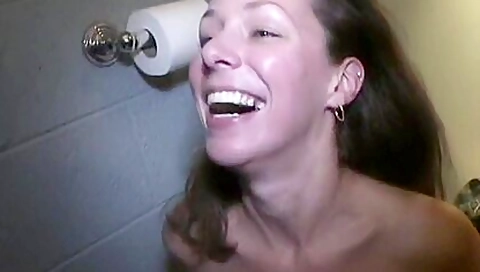 Cock Sucking Coed Babe