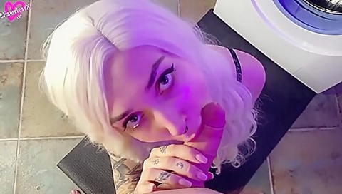Shamelessxx - Fucked Girlfriend While She Was Stuck